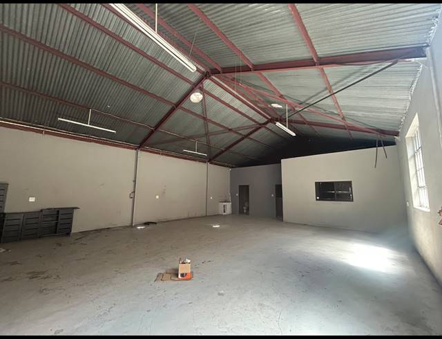 125M² WAREHOUSE TO LET IN DELAREY